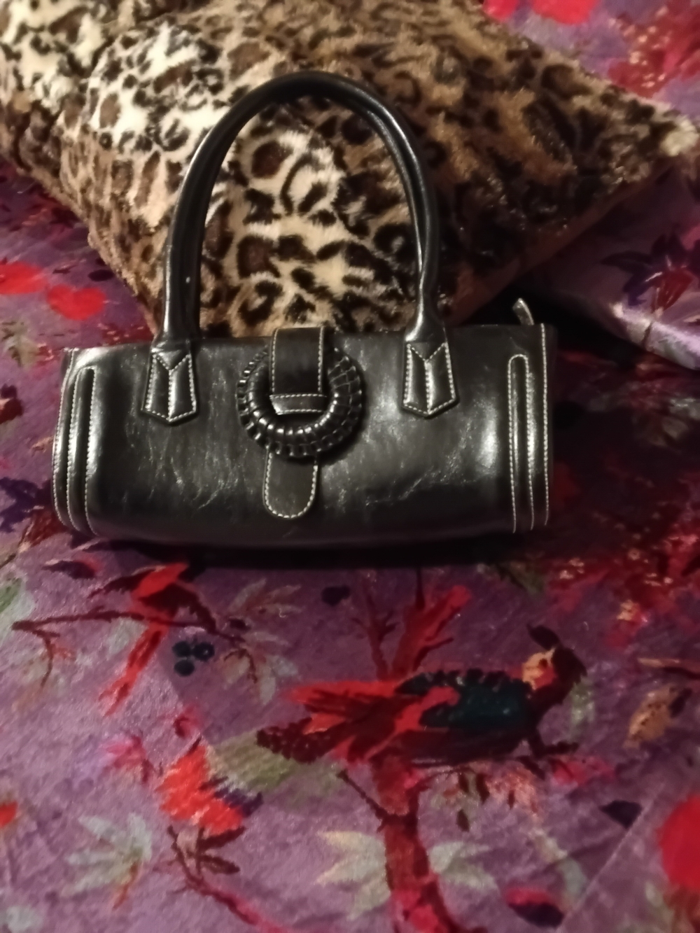 VINTAGE Black Leather Handbag with Decorative Buckle